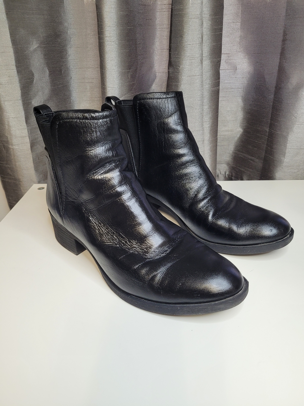 🍂 Kenneth Cole New York Lartie Black Leather Chelsea Boots - Size 7